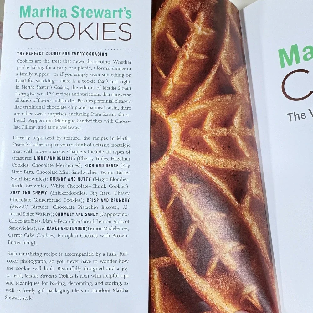 Martha Stewarts Cookies 175 Recipes Cookbook First Edition 2008 Paperback